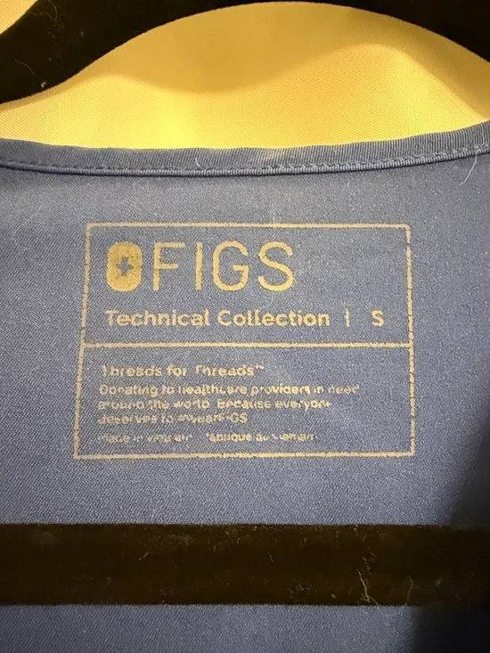 Figs Royal Blue Casma 2-pocket Scrub Top and Yola 11-pocket Scrub Pants. Size S - Picture 2 of 8
